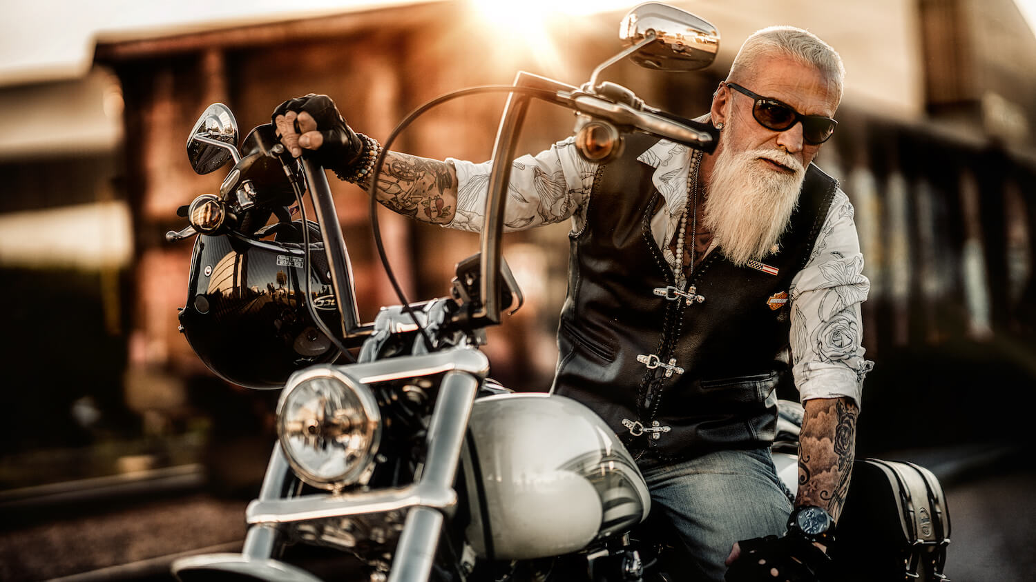 Themen Shooting Harley Davidson mit Gregorio Model aus Zürich Themen Shooting Harley Davidson mit Gregorio Model aus Zürich