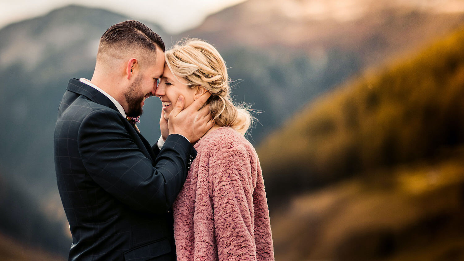 Hochzeitsfotograf in Davos mit Corinna und Patrick Flüelenpass Hochzeitsfotograf in Davos mit Corinna und Patrick Flüelenpass