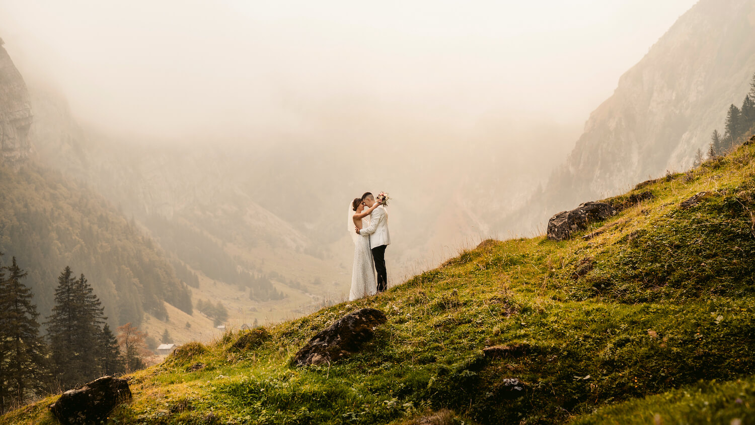 Hochzeitsfotograf im Appenzellerland mit Ljubo und Danica Hochzeitsfotograf im Appenzellerland mit Ljubo und Danica